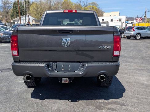 Used 2017 RAM 1500 Express image 11