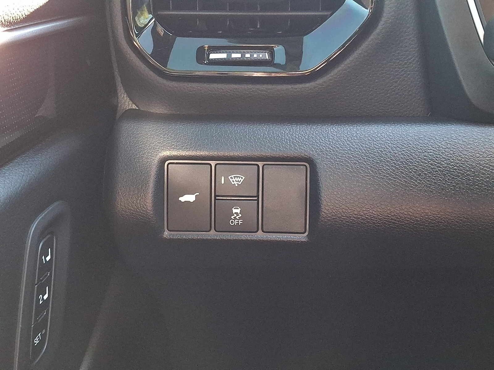 Used 2025 Honda Pilot Black Edition image 28