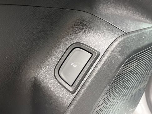 New 2026 GMC Terrain AT4 AWD/4WD image 11
