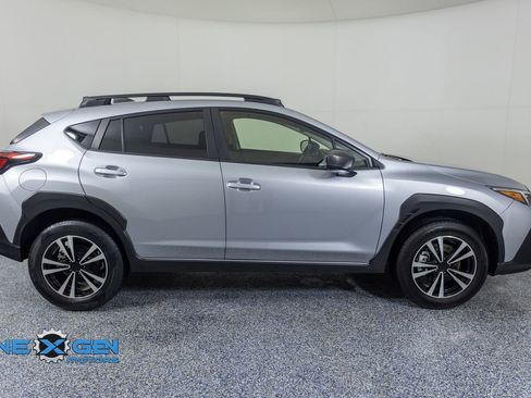 Used 2024 Subaru Crosstrek 2.0i Premium AWD/4WD image 8