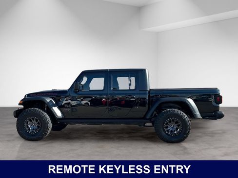 Used 2021 Jeep Gladiator Rubicon AWD/4WD image 3