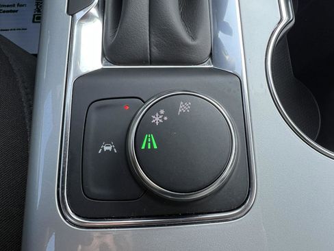 Used 2024 Chevrolet Blazer LT image 32