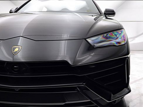 Used 2024 Lamborghini Urus S image 8