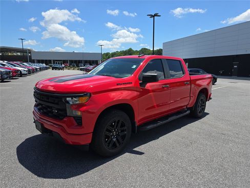 Used 2024 Chevrolet Silverado 1500 Custom w/ Rally Edition AWD/4WD image 7
