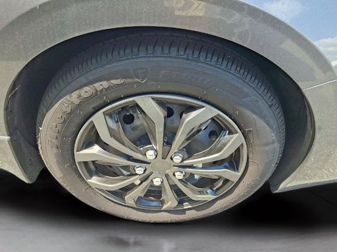 Used 2023 Nissan Sentra S FWD image 8