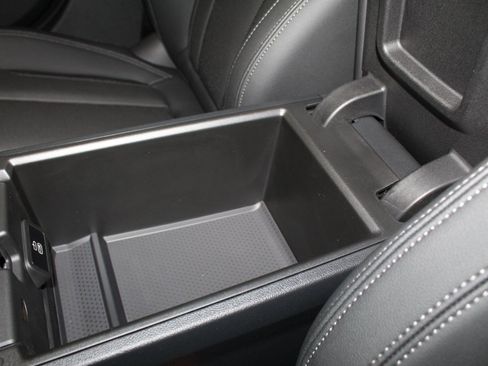 New 2025 BMW i4 xDrive40i image 28