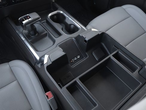 Used 2024 GMC Sierra 1500 SLT w/ SLT Premium Plus Package image 14