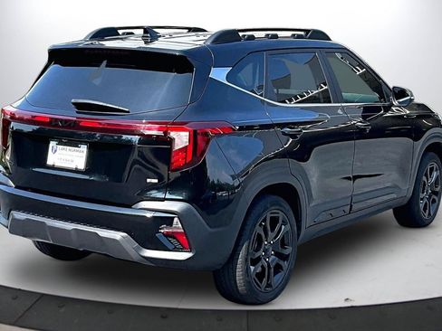 Used 2025 Kia Seltos X-Line AWD/4WD image 8