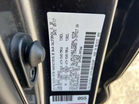 Used 2017 Toyota Tacoma SR w/ Tow Package image 26