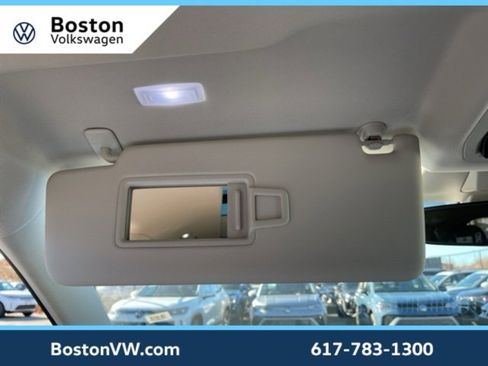 New 2026 Volkswagen Tiguan SE image 23