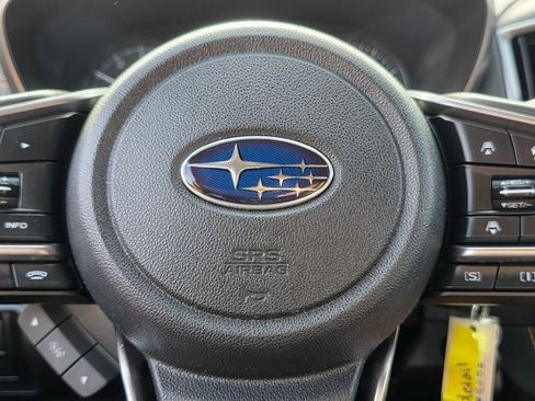 Used 2023 Subaru Crosstrek 2.0i Premium image 27