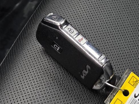 Used 2023 Kia Sportage EX FWD image 35