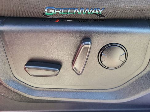 Used 2019 Ford F150 XLT w/ Equipment Group 302A Luxury image 11