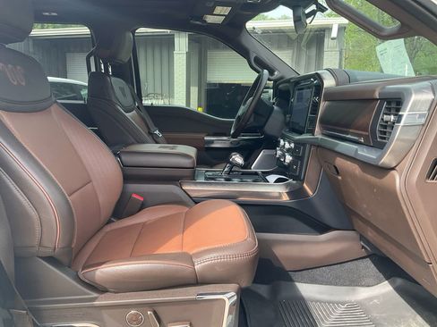 Used 2025 Ford F150 King Ranch w/ FX4 Off-Road Package image 12