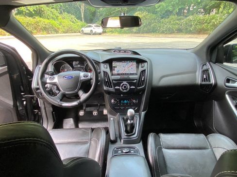 Used 2014 Ford Focus ST w/ Equipment Group 202A FWD image 37