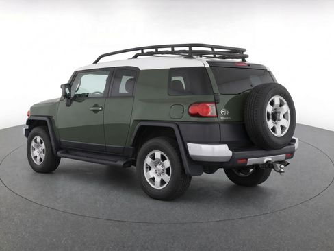 Used 2010 Toyota FJ Cruiser 4WD image 3