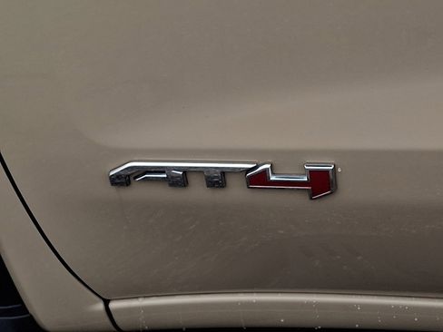 Used 2023 GMC Sierra 1500 AT4 w/ AT4 Premium Package image 31