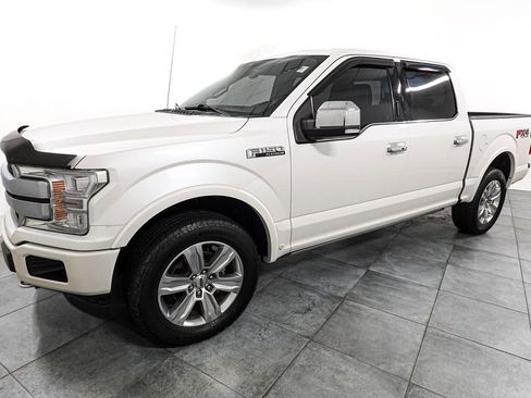 Used 2019 Ford F150 Platinum w/ Equipment Group 701A Luxury AWD/4WD image 4
