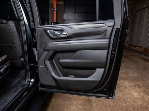 Used 2022 GMC Yukon XL AT4 w/ AT4 Premium Plus Package image 42