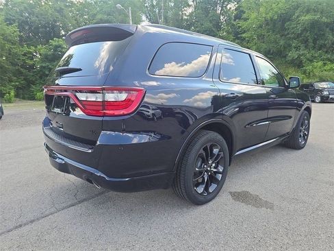 New 2025 Dodge Durango R/T w/ Blacktop Package AWD/4WD image 4