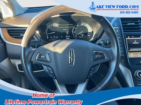 Used 2018 Lincoln MKC Select image 28