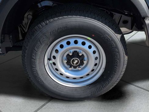 New 2025 Ford Bronco Base image 12