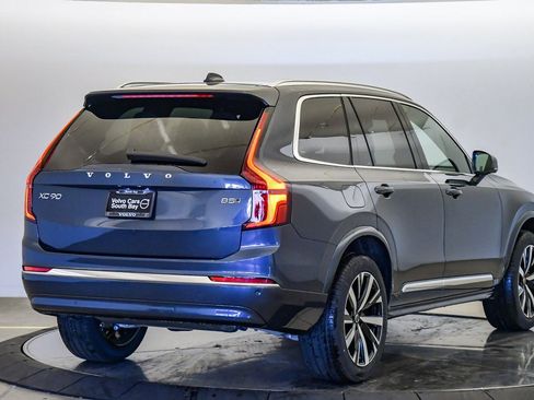New 2026 Volvo XC90 B5 Core image 5