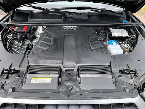 Used 2017 Audi Q7 3.0T Premium Plus image 31