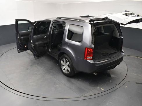 Used 2015 Honda Pilot Touring image 28