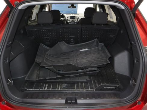 Used 2024 Chevrolet Equinox LT w/ LPO, Floor Liner Package image 18