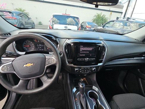 Used 2020 Chevrolet Traverse LS w/ LPO, Black Accent Package image 11
