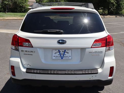 Used 2012 Subaru Outback 2.5i Premium w/ All-Weather Pkg AWD/4WD image 6