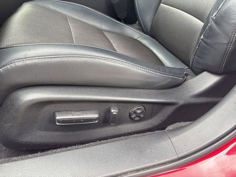 Used 2018 Honda Accord Sport image 12