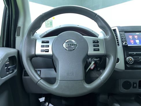 Used 2019 Nissan Frontier S RWD image 19