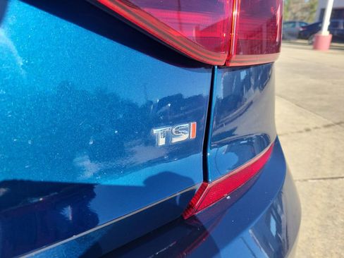 Used 2019 Volkswagen Passat 2.0T Wolfsburg w/ Wheels & Sunroof Package image 5