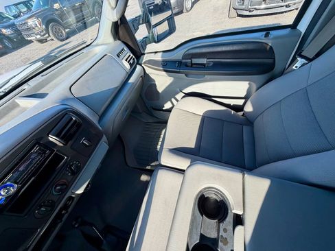 Used 2007 Ford F250 XLT image 13