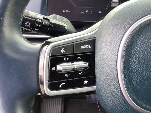 Used 2025 Kia Carnival SX Prestige FWD image 26