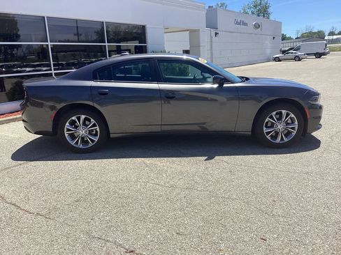 Used 2023 Dodge Charger SXT AWD/4WD image 2
