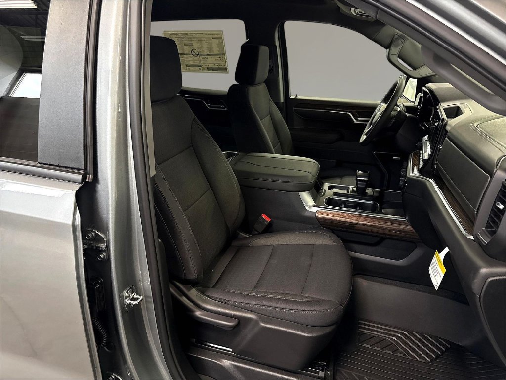 New 2026 Chevrolet Silverado 1500 RST w/ True North Edition Plus AWD/4WD image 11