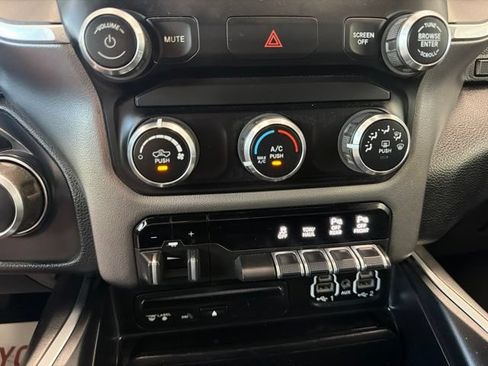 Used 2019 RAM 1500 Big Horn AWD/4WD image 19