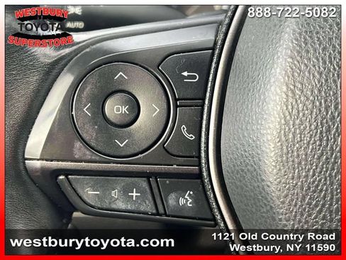 Used 2022 Toyota Camry SE w/ Cold Weather Package FWD image 23