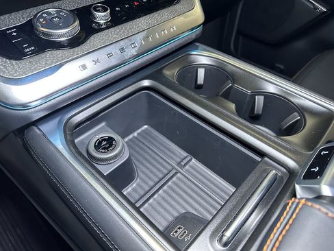 New 2026 Ford Expedition Tremor image 39