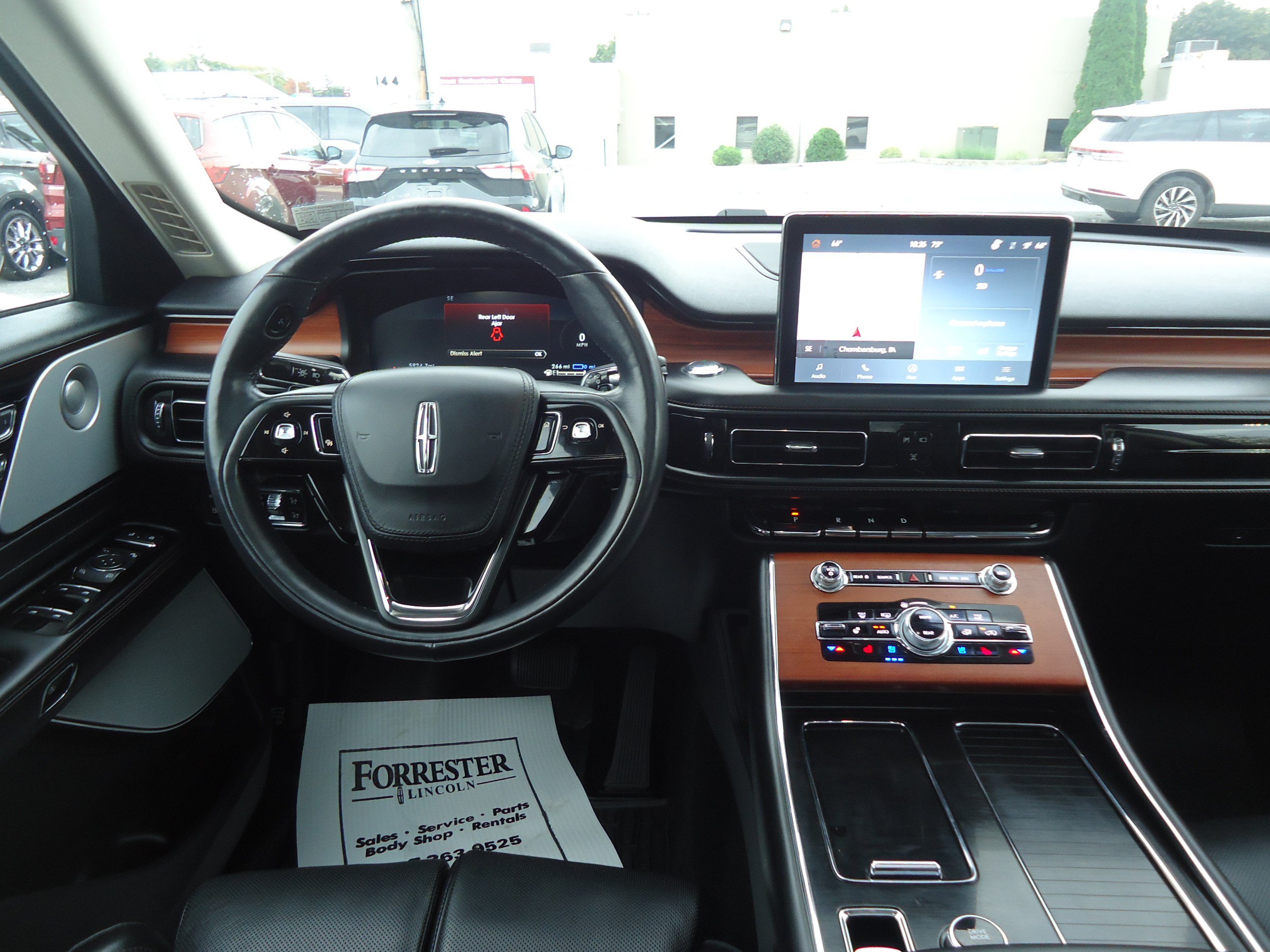 Used 2021 Lincoln Aviator Grand Touring w/ Equipment Group 302A AWD/4WD image 11