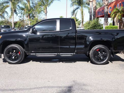 Used 2022 Chevrolet Colorado LT w/ Redline Special Edition image 5