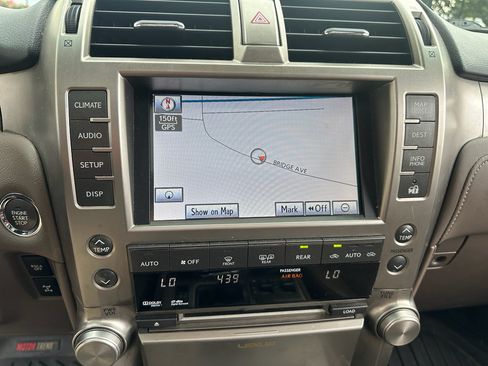 Used 2011 Lexus GX 460 Premium AWD/4WD image 31