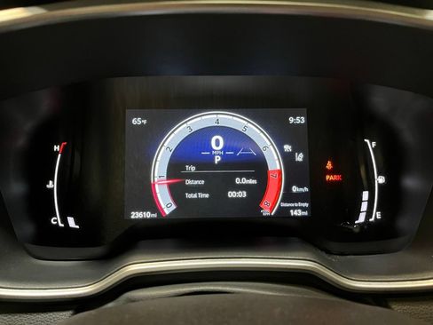 Used 2024 Toyota Corolla XSE FWD image 5