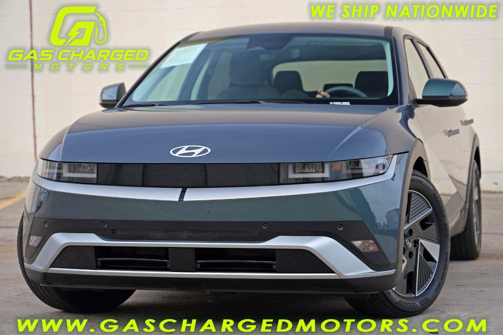 Used 2025 Hyundai Ioniq 5 SE RWD image 1