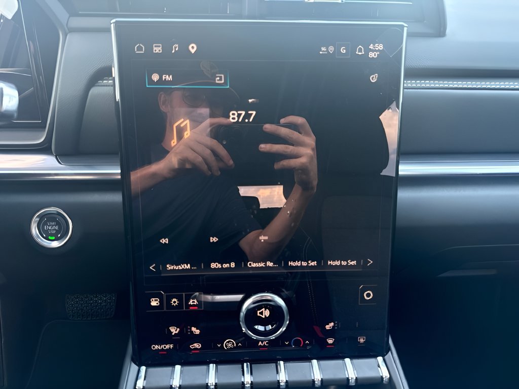 New 2027 GMC Terrain Elevation FWD image 18