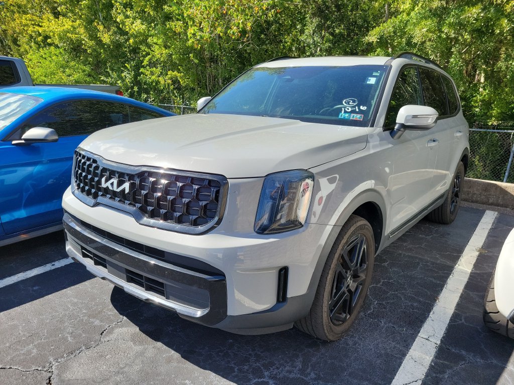 Used 2024 Kia Telluride EX X-Line AWD/4WD image 3