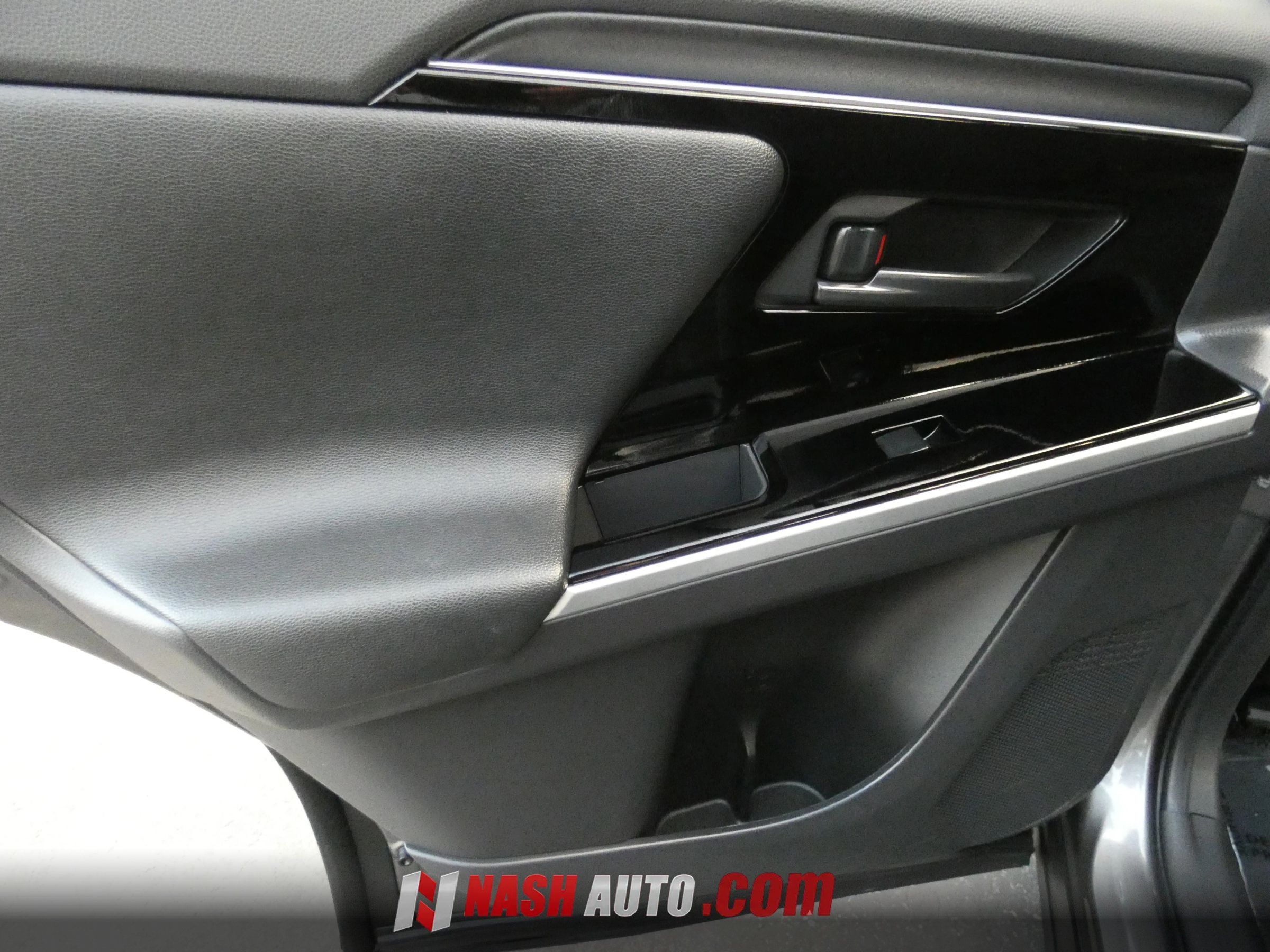 Used 2024 Toyota bZ4X AWD w/ Weather Package image 40